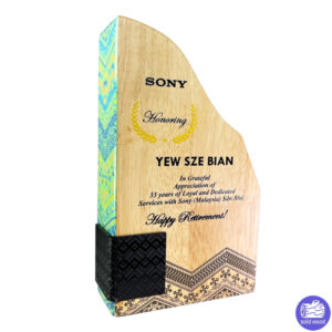 Wooden Trophy 7539