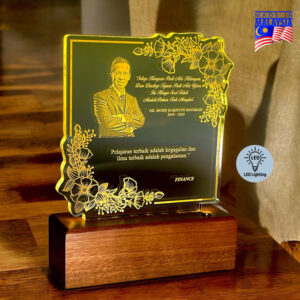 Innovative Design Acrylic Award 5268